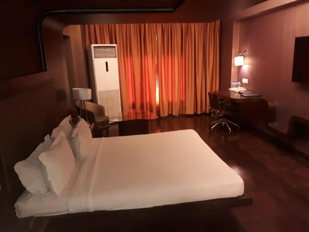 Cocoon Luxury Business Hotel Dhanbad Exterior photo